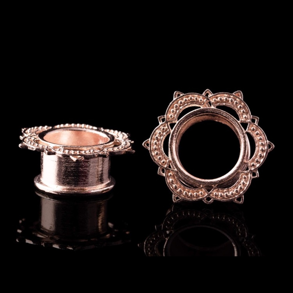 (SOLD) BEAUTIFUL Lotus rose gold 0g tunnels